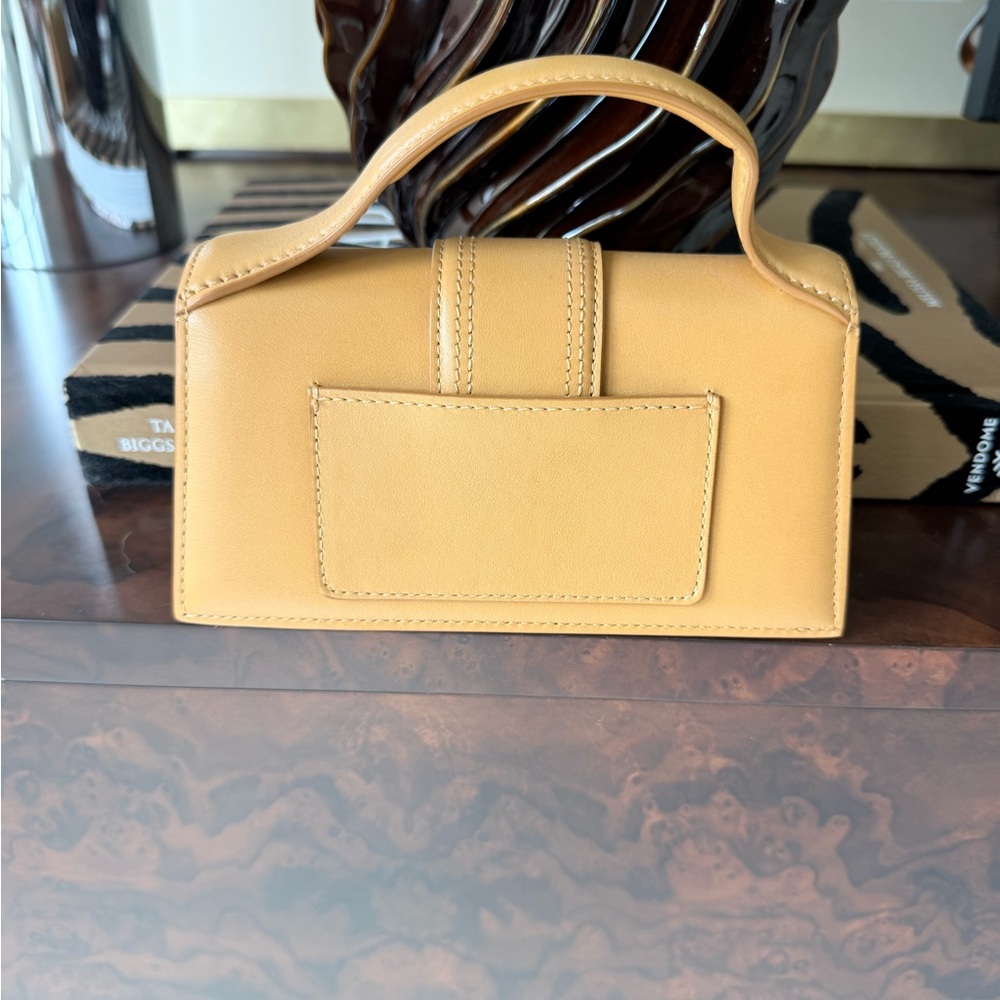 Jacquemus Tan Le Bambino Mini Top-Handle Bag - Picture 2 of 3
